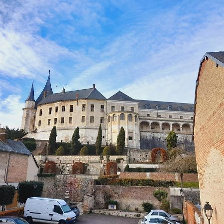 Cote Chateau Gaillon Exterior photo